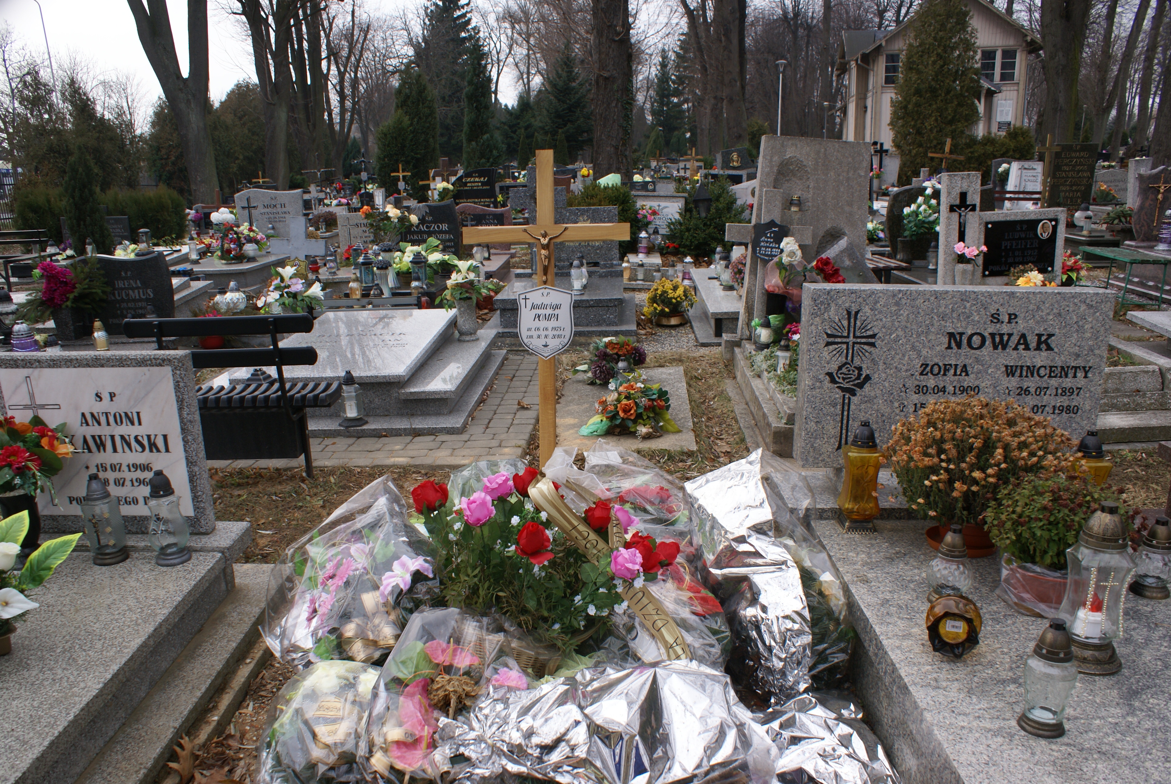 Katarzyna Górniak 1949 Kłodzko - Grobonet - Wyszukiwarka osób pochowanych