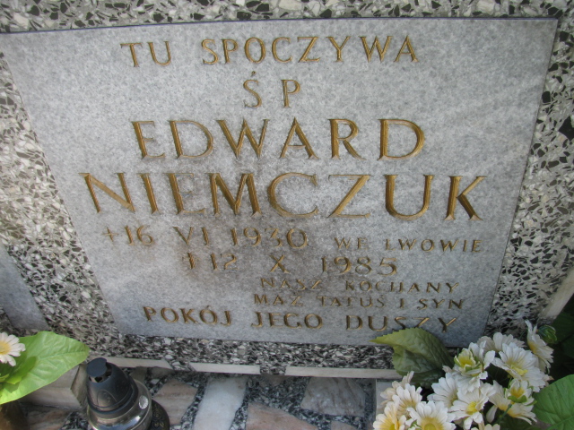 Janina Niemczuk 1923 Kłodzko - Grobonet - Wyszukiwarka osób pochowanych