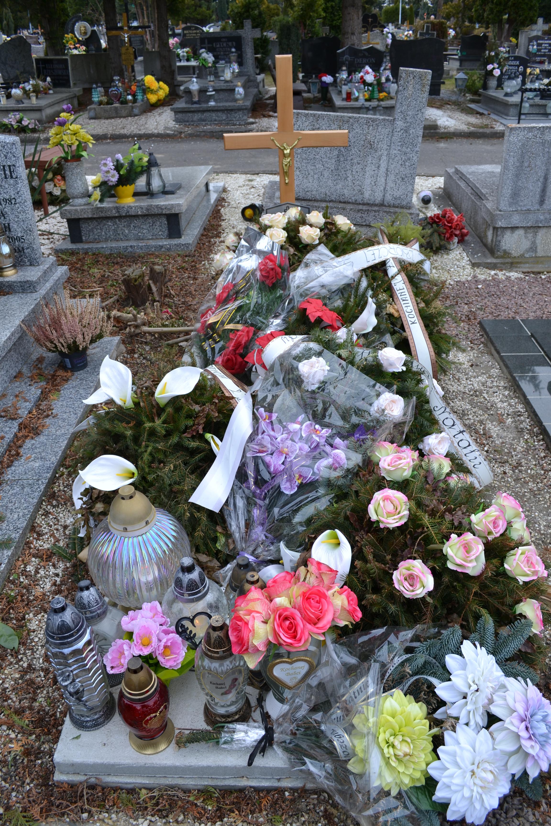 Wanda Piotrowska 1943 Kłodzko - Grobonet - Wyszukiwarka osób pochowanych