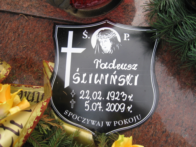 Tadeusz Śliwiński 1923 Kłodzko - Grobonet - Wyszukiwarka osób pochowanych